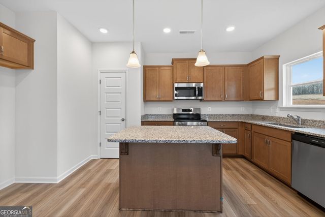 11 Willow Circle, Rock Spring, GA 30739