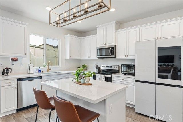 4836 Sicily Drive, Lake Elsinore, CA 92530