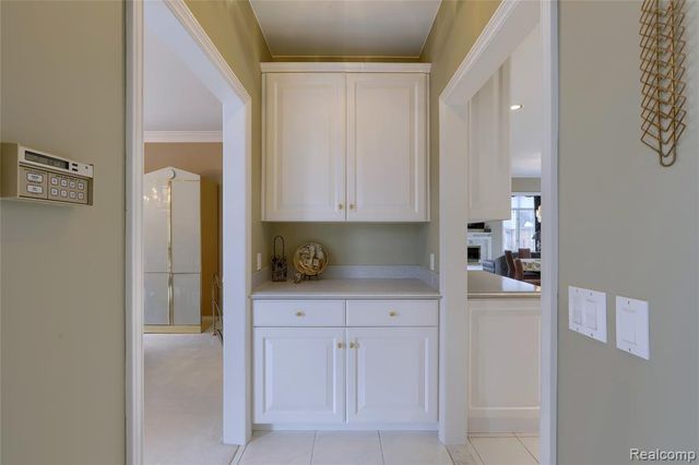 1721 Archers Pointe, Rochester Hills, MI 48306