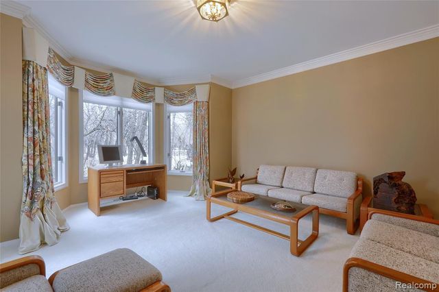 1721 Archers Pointe, Rochester Hills, MI 48306