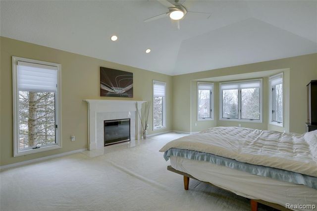 1721 Archers Pointe, Rochester Hills, MI 48306