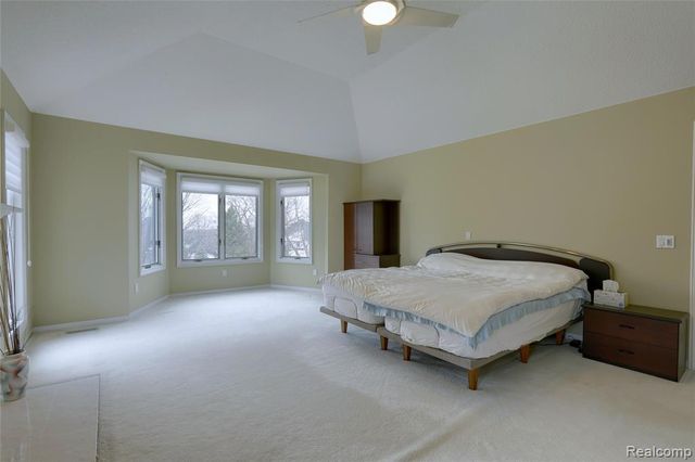 1721 Archers Pointe, Rochester Hills, MI 48306