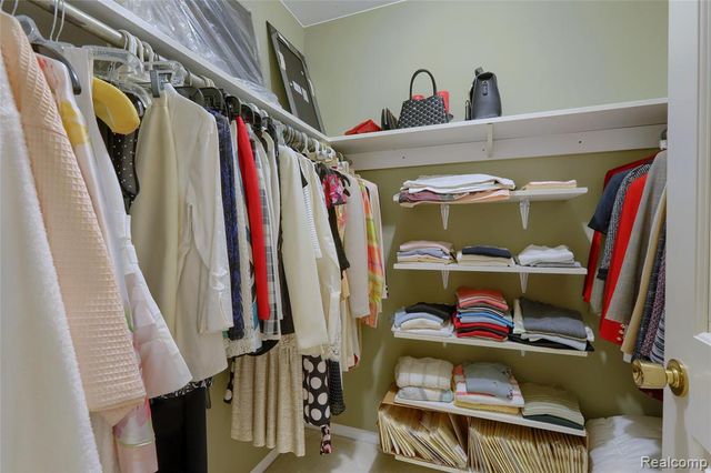 1721 Archers Pointe, Rochester Hills, MI 48306