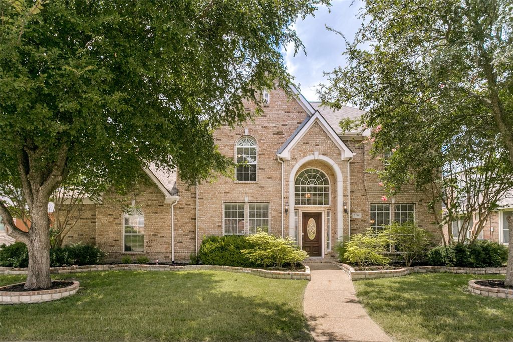 2208 Scenic Drive, Plano, TX 75025