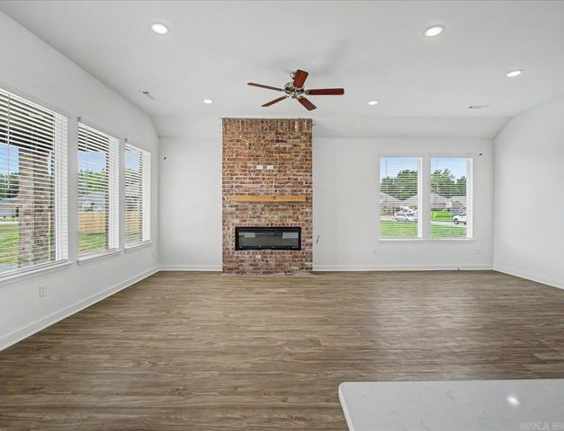 103 Mikah Drive, Maumelle, AR 72113