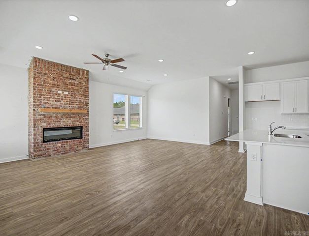 103 Mikah Drive, Maumelle, AR 72113