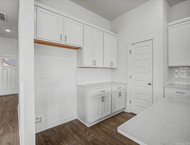 103 Mikah Drive, Maumelle, AR 72113