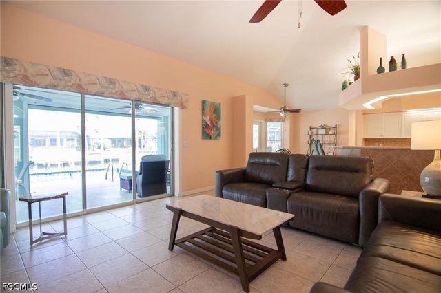 4418 SW 12th PL, Cape Coral, FL 33914