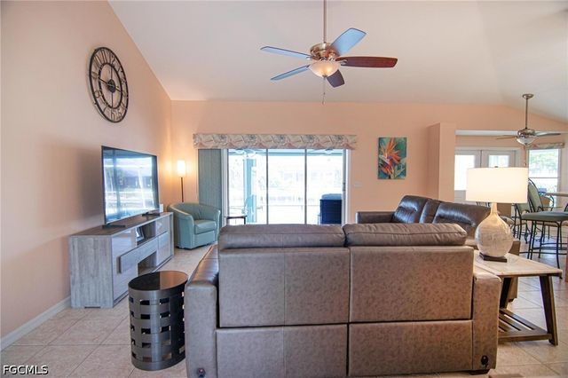 4418 SW 12th PL, Cape Coral, FL 33914