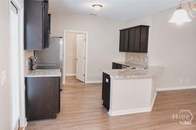 152 Summerhill Drive NE, Ludowici, GA 31316