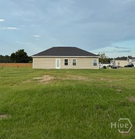 152 Summerhill Drive NE, Ludowici, GA 31316