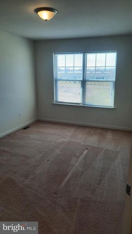 803 SCHOONER LN, Mechanicsburg, PA 17050