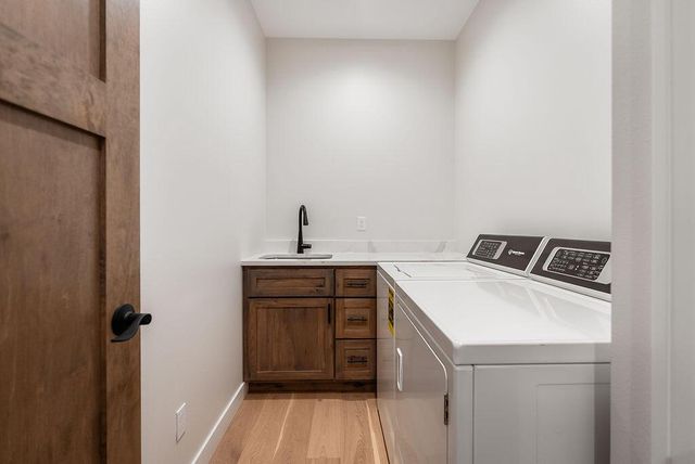 264 Southern DRIVE, Holmen, WI 54636