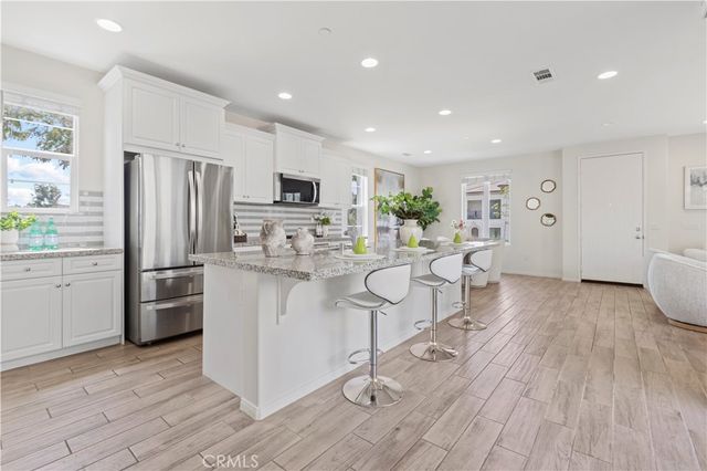 202 Cultivate, Irvine, CA 92618