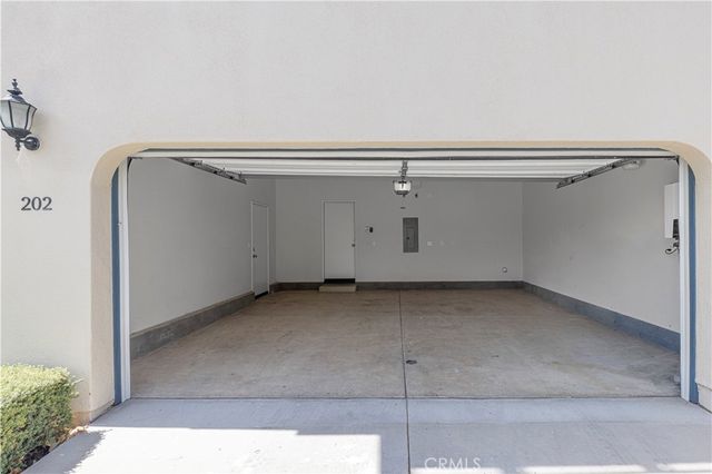 202 Cultivate, Irvine, CA 92618