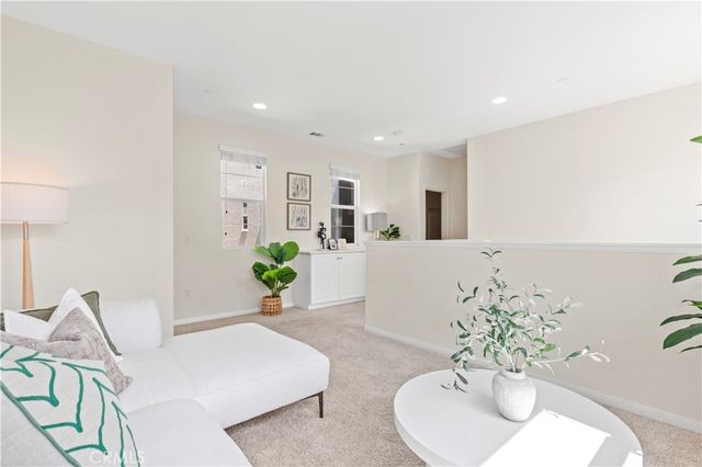 202 Cultivate, Irvine, CA 92618