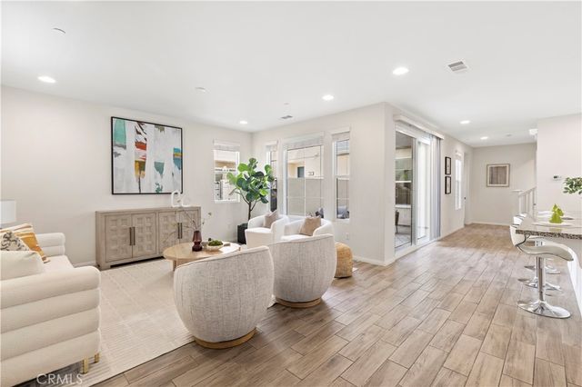 202 Cultivate, Irvine, CA 92618