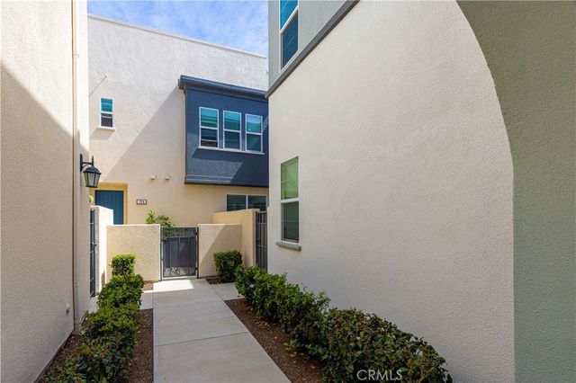 202 Cultivate, Irvine, CA 92618