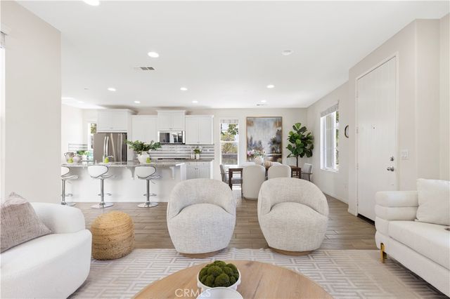 202 Cultivate, Irvine, CA 92618