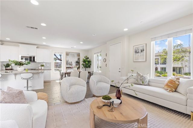 202 Cultivate, Irvine, CA 92618