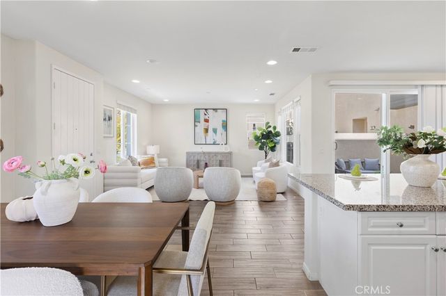 202 Cultivate, Irvine, CA 92618