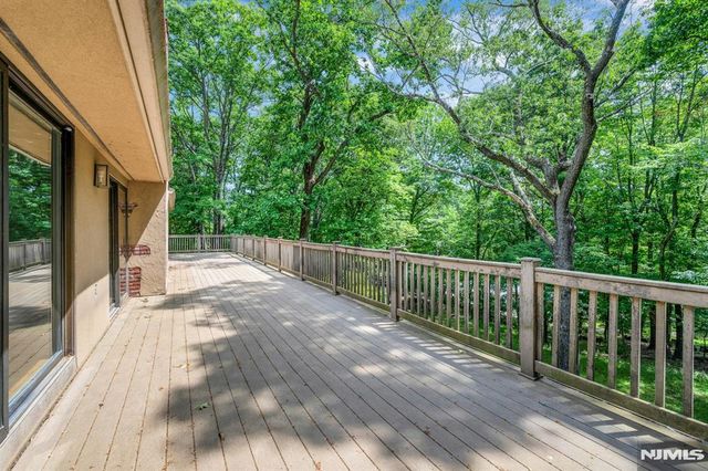 737 Ridge Road, Kinnelon Borough, NJ 07405