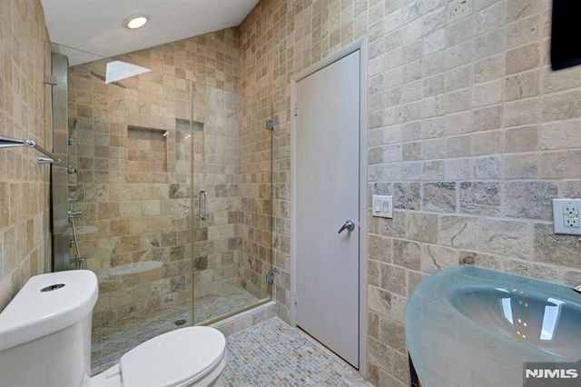 737 Ridge Road, Kinnelon Borough, NJ 07405
