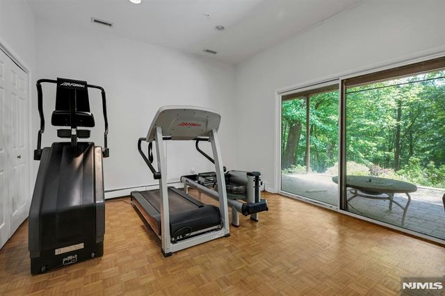 737 Ridge Road, Kinnelon Borough, NJ 07405
