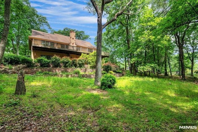 737 Ridge Road, Kinnelon Borough, NJ 07405