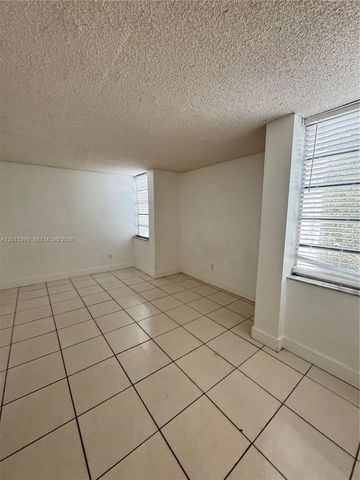 12105 NE 6th Avenue 304, North Miami, FL 33161