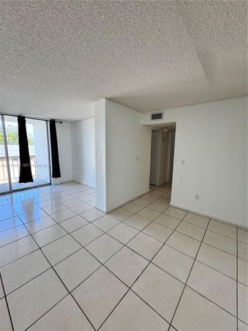 12105 NE 6th Avenue 304, North Miami, FL 33161