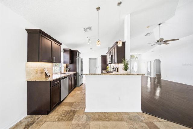 10836 CHERRY OAK CIRCLE, Orlando, FL 32817