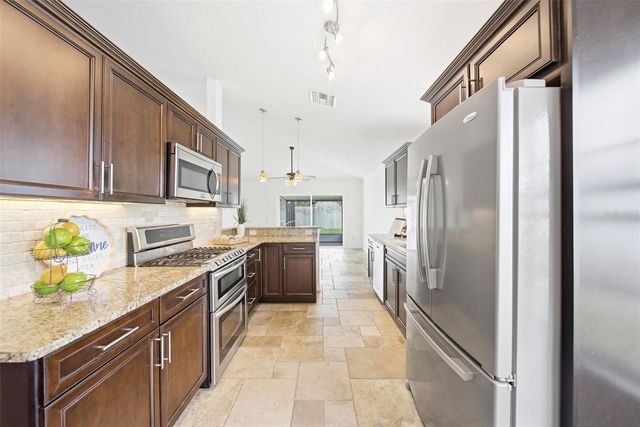 10836 CHERRY OAK CIRCLE, Orlando, FL 32817