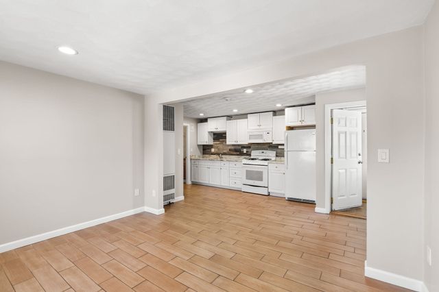 120 Dolphin, Revere, MA 02151