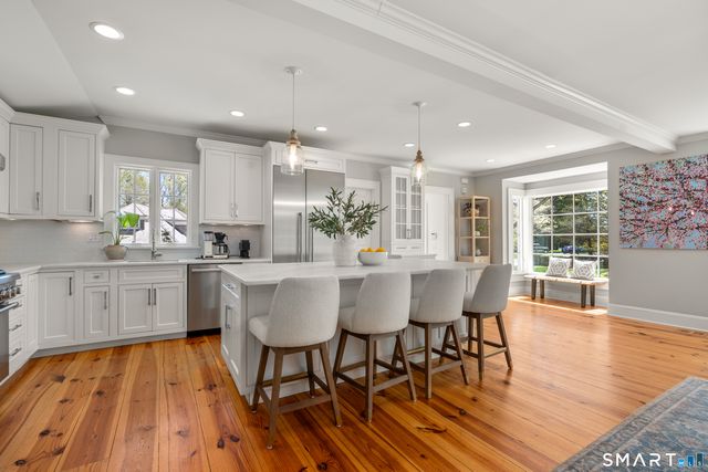 10 Sprucewood Lane, Westport, CT 06880
