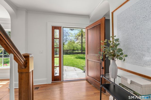 10 Sprucewood Lane, Westport, CT 06880