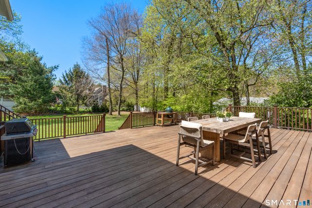 10 Sprucewood Lane, Westport, CT 06880