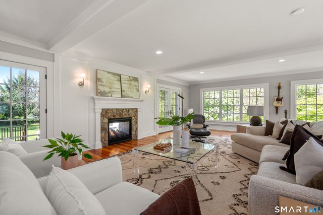 10 Sprucewood Lane, Westport, CT 06880