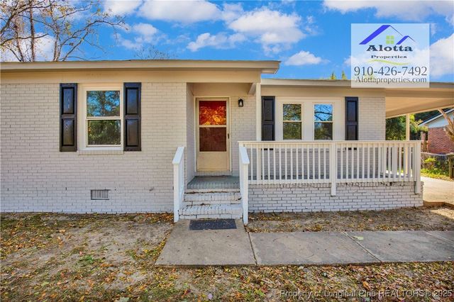 6561 Stillwater Drive, Fayetteville, NC 28304