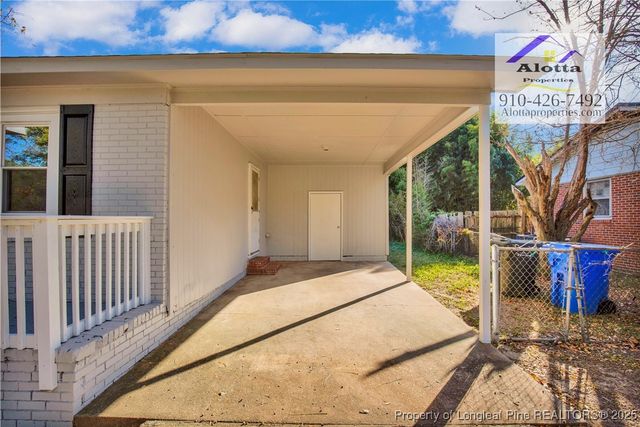 6561 Stillwater Drive, Fayetteville, NC 28304