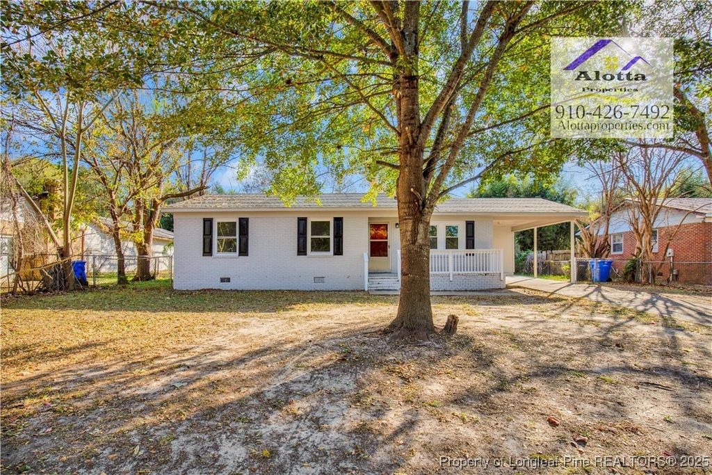 6561 Stillwater Drive, Fayetteville, NC 28304