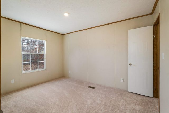 12090 S CONSTITUTION RTE, Scottsville, VA 24590