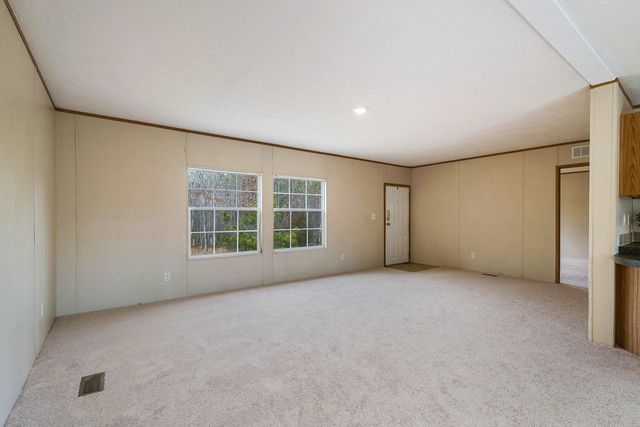 12090 S CONSTITUTION RTE, Scottsville, VA 24590