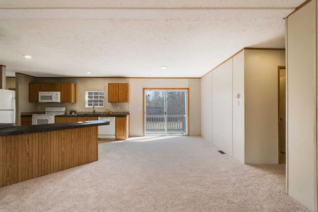 12090 S CONSTITUTION RTE, Scottsville, VA 24590