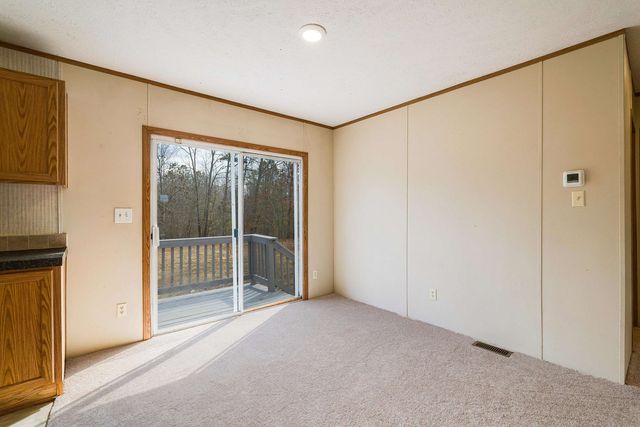 12090 S CONSTITUTION RTE, Scottsville, VA 24590