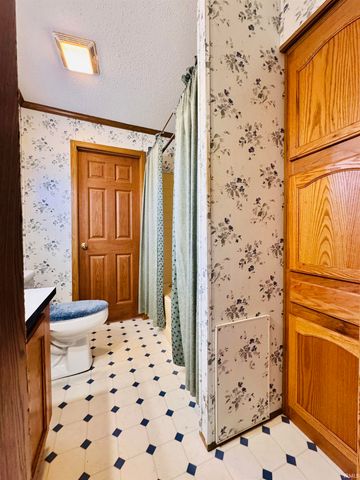 5624 E Neininger Drive, Monticello, IN 47960