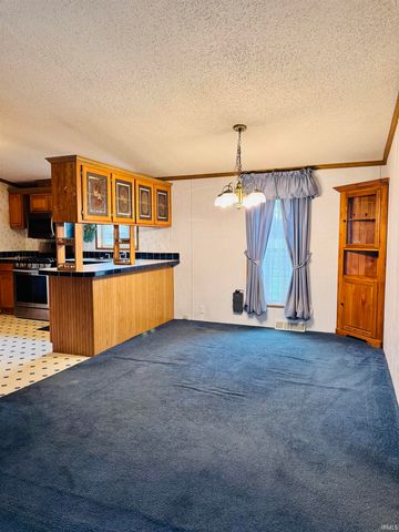 5624 E Neininger Drive, Monticello, IN 47960