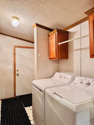 5624 E Neininger Drive, Monticello, IN 47960