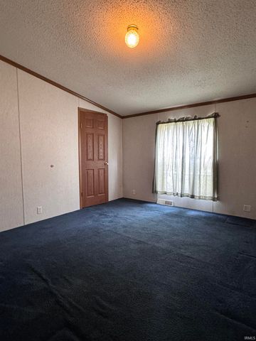 5624 E Neininger Drive, Monticello, IN 47960