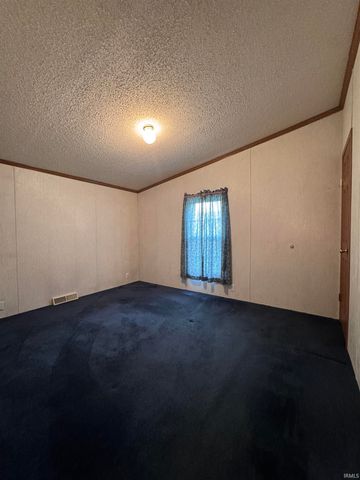 5624 E Neininger Drive, Monticello, IN 47960